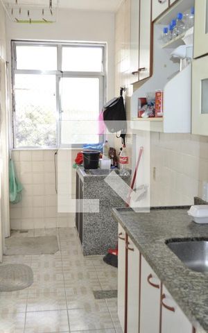 Apartamento à venda com 74m², 2 quartos e 1 vagaCozinha