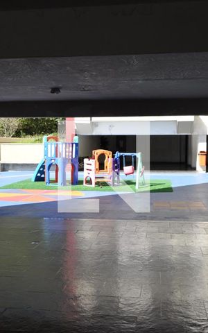 Apartamento à venda com 74m², 2 quartos e 1 vagaÁrea comum
