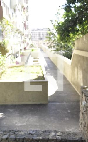 Apartamento à venda com 74m², 2 quartos e 1 vagaÁrea comum