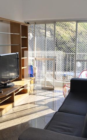 Apartamento à venda com 74m², 2 quartos e 1 vagaSala