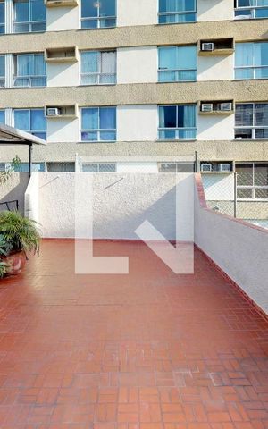 Casa à venda com 240m², 5 quartos e 1 vaga