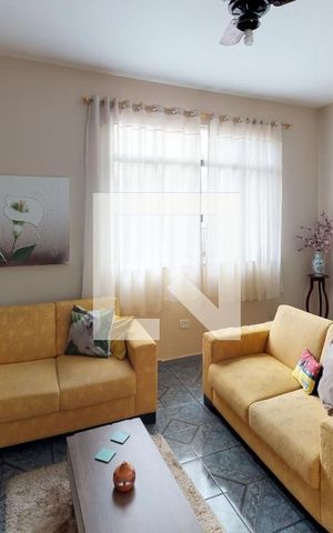 Casa à venda com 240m², 5 quartos e 1 vaga