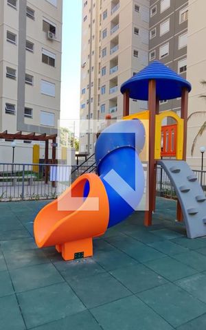 Apartamento para alugar com 56m², 2 quartos e 1 vaga Apartamento para alugar com 56m², 2 quartos e 1 vagaÁrea comum - Playground