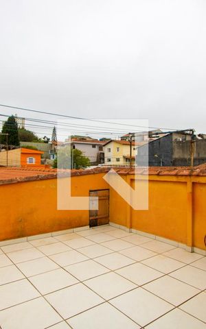 Casa à venda com 103m², 3 quartos e 2 vagas Casa à venda com 103m², 3 quartos e 2 vagasTerraço