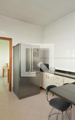 Casa à venda com 980m², 3 quartos e 7 vagasCozinha