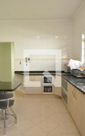 Casa à venda com 980m², 3 quartos e 7 vagasCozinha