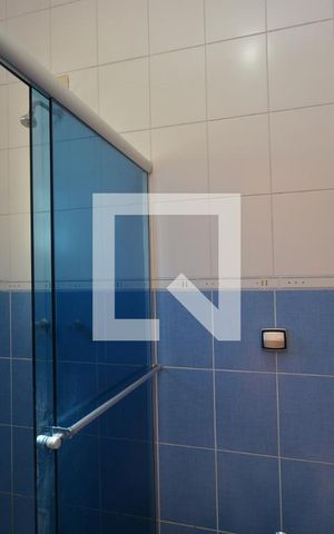 Casa à venda com 980m², 3 quartos e 7 vagasBanheiro da Suíte 2