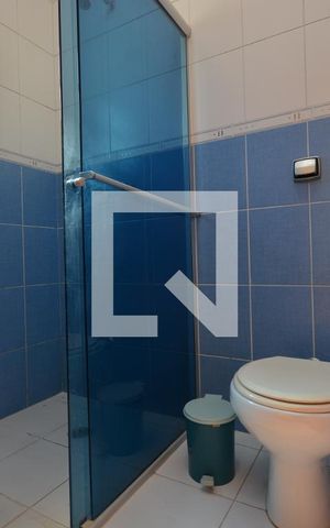 Casa à venda com 980m², 3 quartos e 7 vagasBanheiro da Suíte 2