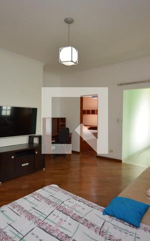 Casa à venda com 980m², 3 quartos e 7 vagasSala TV