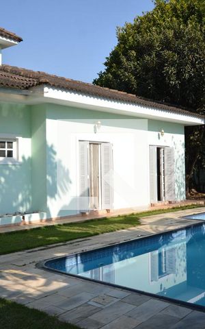 Casa à venda com 980m², 3 quartos e 7 vagasPiscina