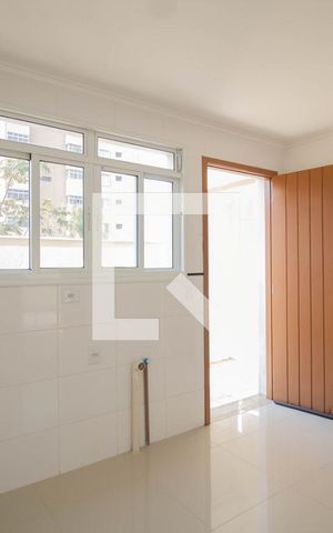 Casa de condomínio à venda com 94m², 2 quartos e 3 vagas Casa de condomínio à venda com 94m², 2 quartos e 3 vagasCozinha