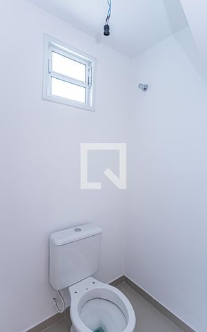 Casa à venda com 99m², 2 quartos e 3 vagas Casa à venda com 99m², 2 quartos e 3 vagasLavabo