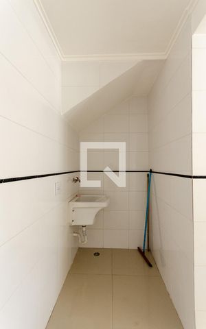 Casa de condomínio à venda com 132m², 3 quartos e 3 vagas Casa de condomínio à venda com 132m², 3 quartos e 3 vagasCozinha