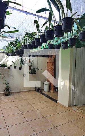 Casa à venda com 202m², 3 quartos e 2 vagasQuintal