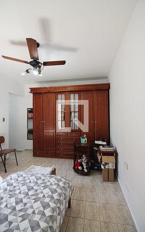 Casa à venda com 202m², 3 quartos e 2 vagasQuarto 3 - Suíte