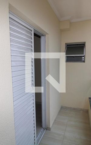 Apartamento para alugar com 100m², 2 quartos e 1 vagaQuarto 2 - Varanda