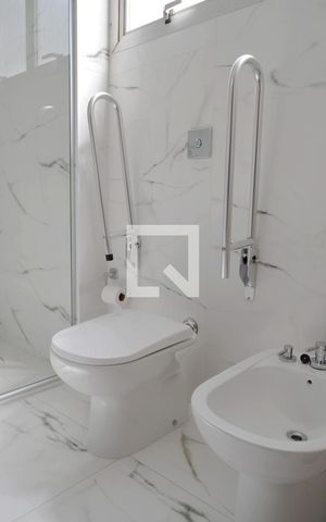 Apartamento à venda com 304m², 4 quartos e 3 vagasBanheiro Suíte principal