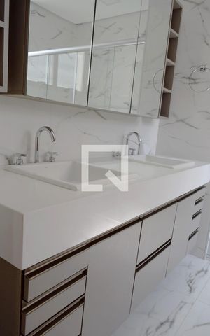 Apartamento à venda com 304m², 4 quartos e 3 vagasBanheiro Suíte principal