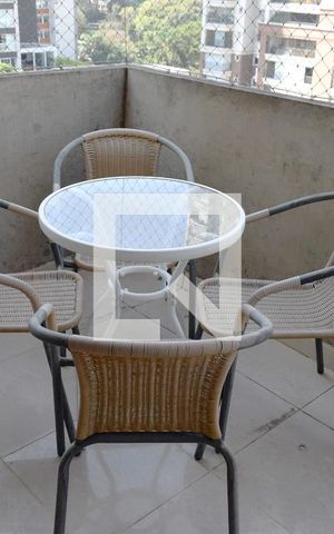 Apartamento à venda com 304m², 4 quartos e 3 vagasVaranda Sala
