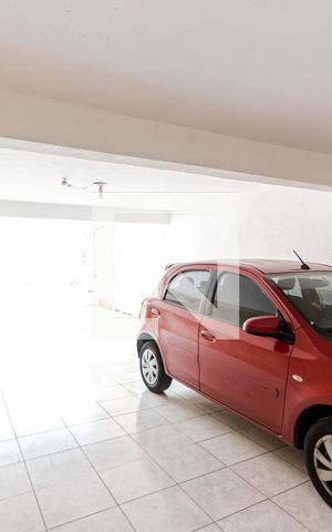 Casa à venda com 250m², 3 quartos e 4 vagasGaragem
