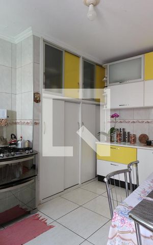 Casa à venda com 220m², 4 quartos e 4 vagasCozinha