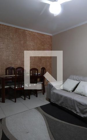 Casa à venda com 220m², 4 quartos e 4 vagasSala