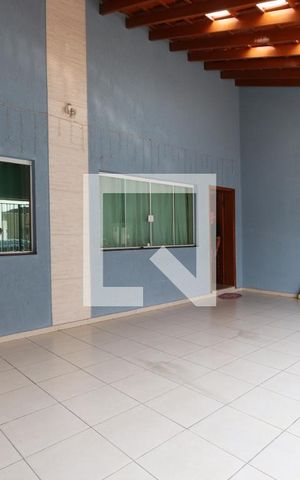 Casa à venda com 220m², 4 quartos e 4 vagasGaragem