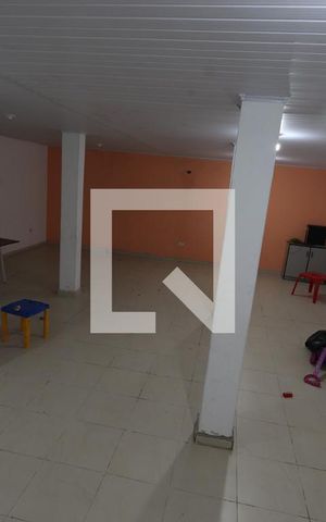 Casa à venda com 220m², 4 quartos e 4 vagasÁrea externa 