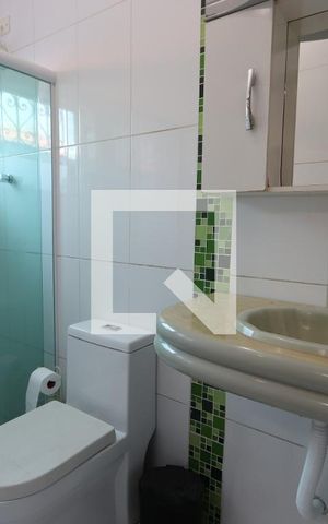 Casa à venda com 220m², 4 quartos e 4 vagasBanheiro da Suíte