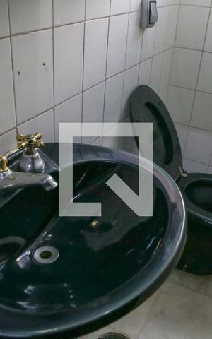 Casa à venda com 520m², 6 quartos e 16 vagas Casa à venda com 520m², 6 quartos e 16 vagasLavabo 4