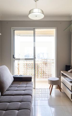 Apartamento para alugar com 50m², 2 quartos e 1 vagaSala 