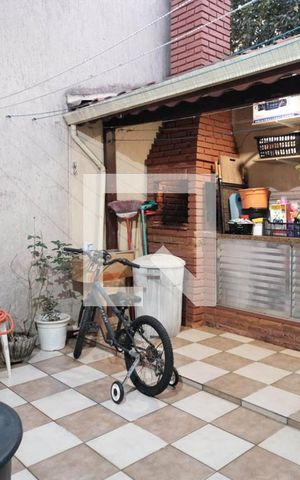 Casa à venda com 110m², 2 quartos e 1 vaga Casa à venda com 110m², 2 quartos e 1 vagaÁrea de serviço