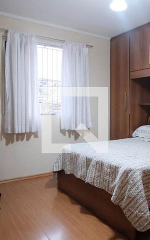 Casa à venda com 110m², 2 quartos e 1 vaga Casa à venda com 110m², 2 quartos e 1 vagaQuarto