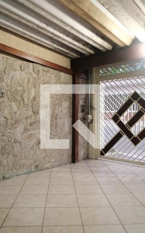 Casa à venda com 110m², 2 quartos e 1 vaga Casa à venda com 110m², 2 quartos e 1 vagaGaragem