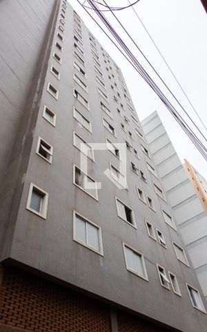 Apartamento à venda com 51m², 1 quarto e 1 vaga Apartamento à venda com 51m², 1 quarto e 1 vagaFachada