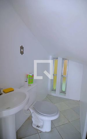 Casa à venda com 315m², 3 quartos e 4 vagas Casa à venda com 315m², 3 quartos e 4 vagasLavabo