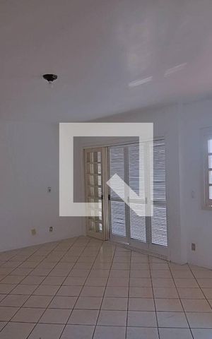 Casa à venda com 315m², 3 quartos e 4 vagas Casa à venda com 315m², 3 quartos e 4 vagasSuíte