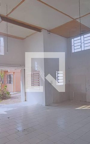 Casa à venda com 315m², 3 quartos e 4 vagas Casa à venda com 315m², 3 quartos e 4 vagasGaragem