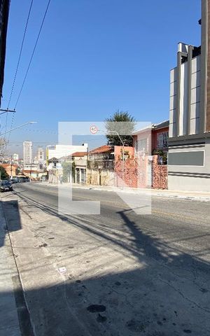 Casa para alugar com 18m², 1 quarto e sem vaga Casa para alugar com 18m², 1 quarto e sem vagaVista da Rua
