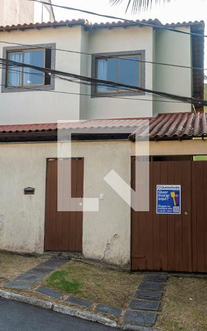 Casa de condomínio à venda com 140m², 3 quartos e 1 vaga Casa de condomínio à venda com 140m², 3 quartos e 1 vagaFachada da casa