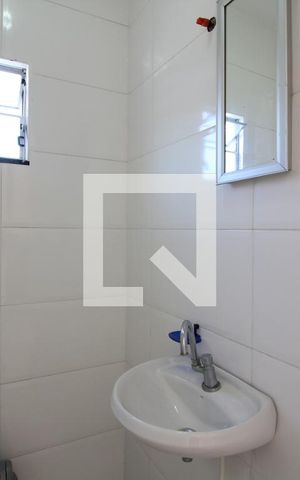 Casa de condomínio à venda com 350m², 3 quartos e sem vagaBanheiro de Serviço