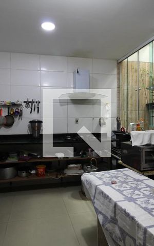 Casa de condomínio à venda com 350m², 3 quartos e sem vagaCozinha