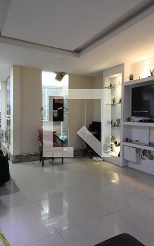 Casa de condomínio à venda com 350m², 3 quartos e sem vagaSala de TV