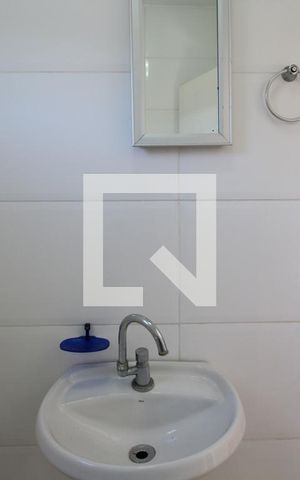 Casa de condomínio à venda com 350m², 3 quartos e sem vagaBanheiro de Serviço