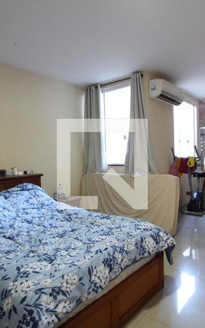 Casa de condomínio à venda com 350m², 3 quartos e sem vagaQuarto 1 - Suíte