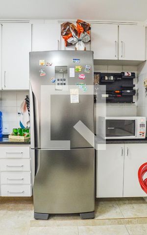Casa à venda com 214m², 2 quartos e 1 vagaCozinha