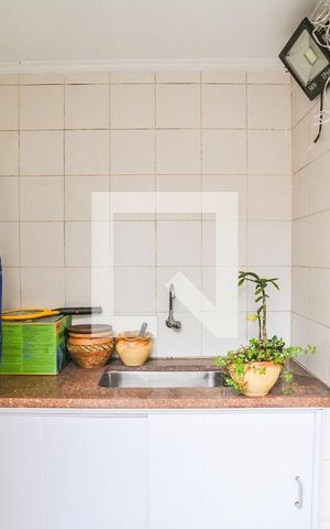 Casa à venda com 214m², 2 quartos e 1 vagaQuintal