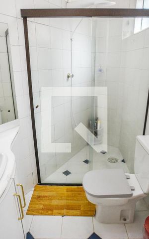 Casa à venda com 214m², 2 quartos e 1 vagaBanheiro da Suíte 2