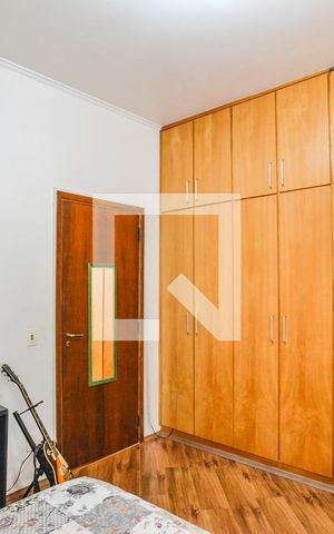 Casa à venda com 214m², 2 quartos e 1 vagaSuíte 2