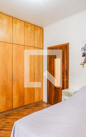Casa à venda com 214m², 2 quartos e 1 vagaSuíte 1